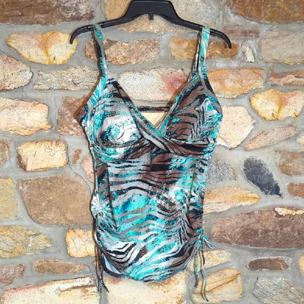 TrimShaper Animal Print Tankini Top